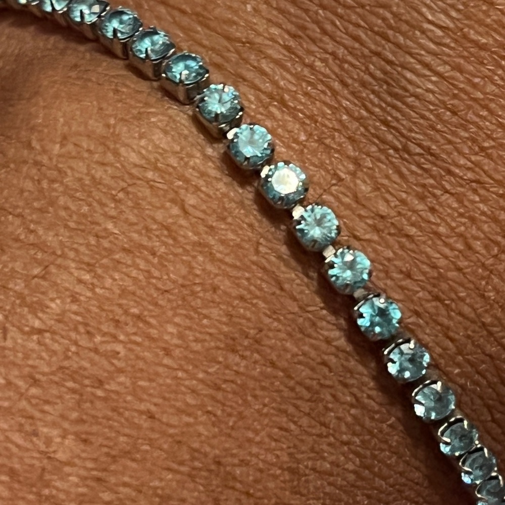 Elegant Blue & Silver Hue Tennis Bracelet